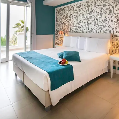 Bianco Riccio Hotel 4*