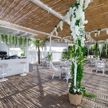 Bianco Riccio فندق 5*