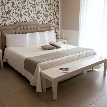 Отель Bianco Riccio
