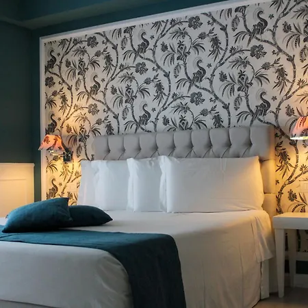 Отель Bianco Riccio 5*