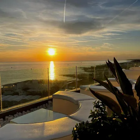 Hotel Bianco Riccio