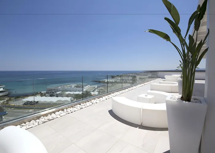 Bianco Riccio فندق